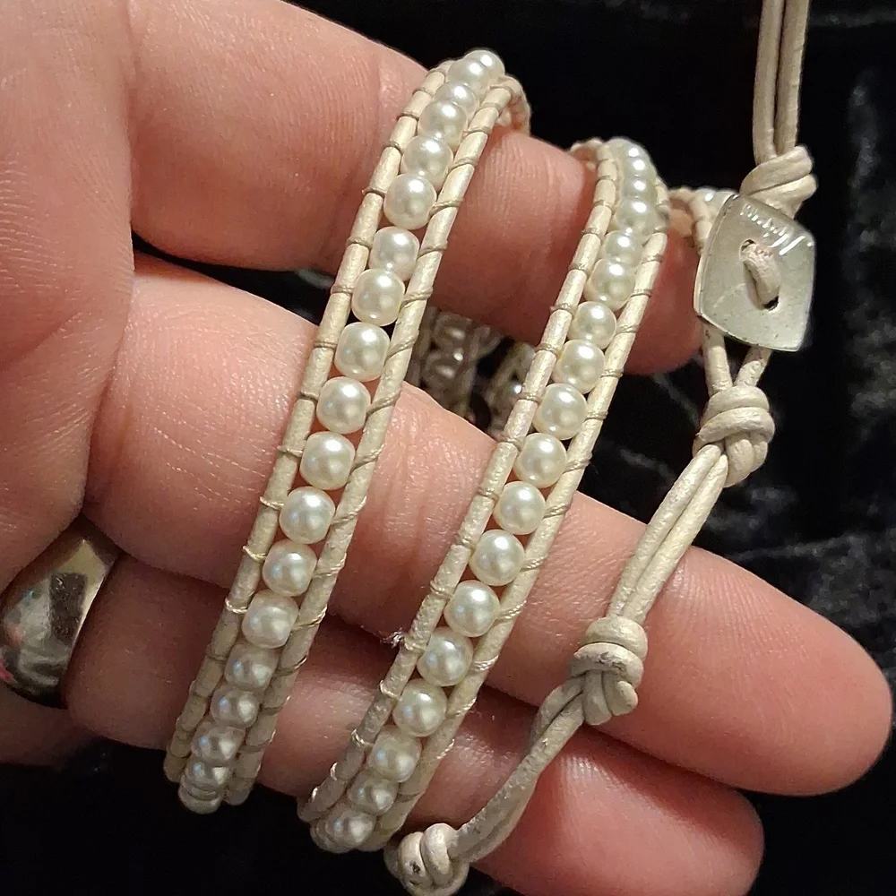 Nakamol Silver Elephant Cream Bead Bracelet